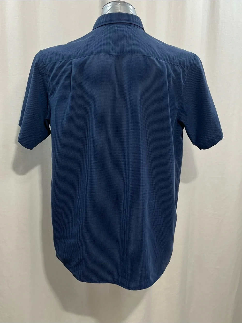 The North Face Blue Short-Sleeve Button-Down Shirt men’s L hiking sport 1431 - Picture 2 of 5